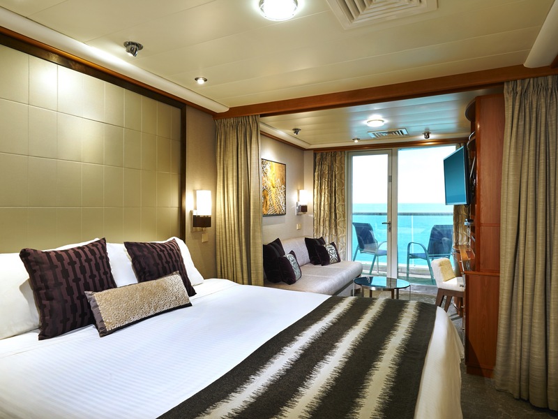 Aft-Facing Club Balcony Suite
